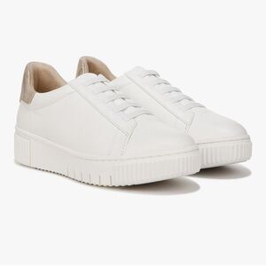 SOUL Naturalizer White and Tan Sneakers